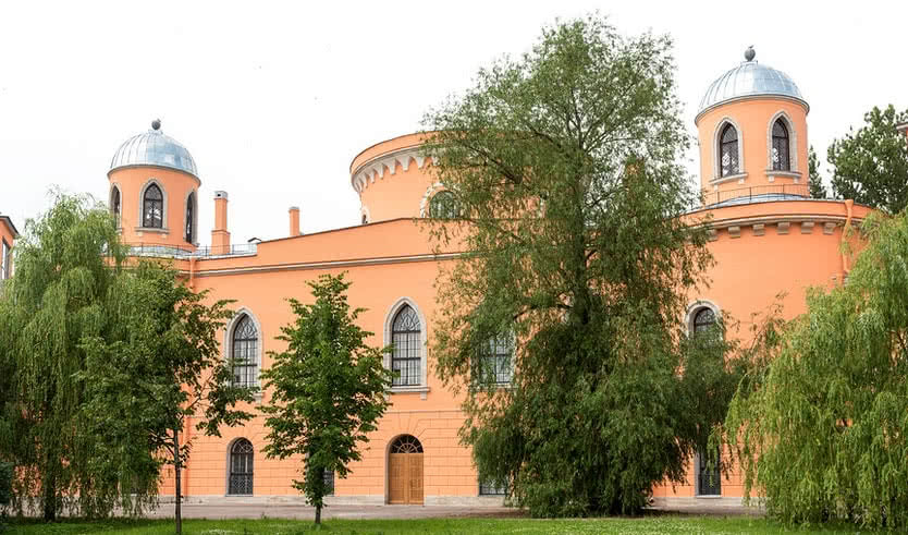 Ансамбль Чесменского дворца – пешеходные экскурсии для заказных групп от 290 рублей