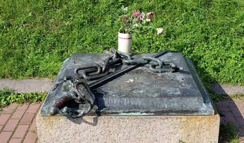 Фрагмент памятника – экскурсии и программы для детей от 240 рублей