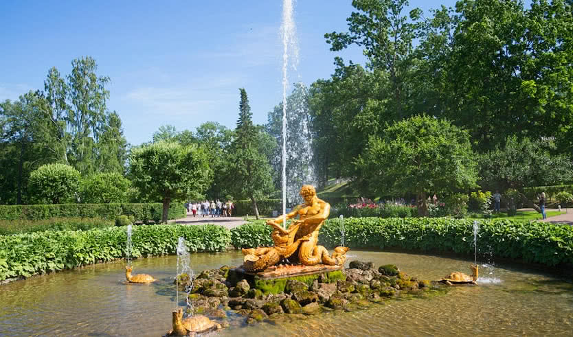 VIP-экскурсия в Петергоф — ВИП-экскурсии от 36100 рублей