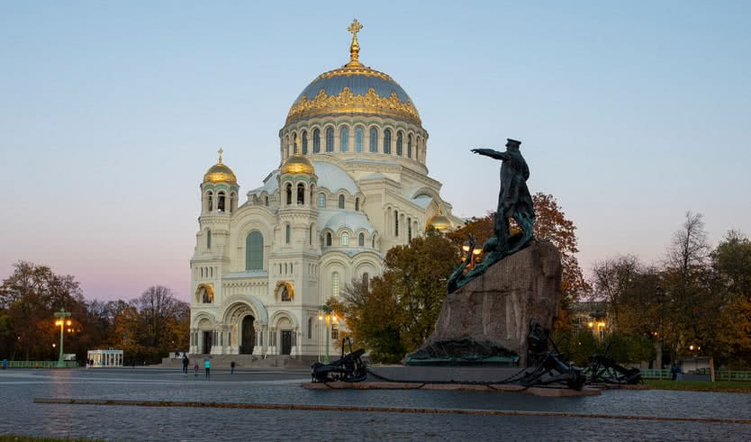 Кронштадт – сборные туры в Санкт-Петербург от 14620 рублей