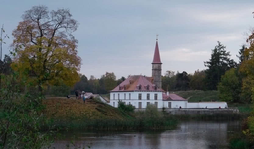 Гатчина: один и два дворца —  Индивидуальные (VIP) экскурсии и туры от 2800 рублей