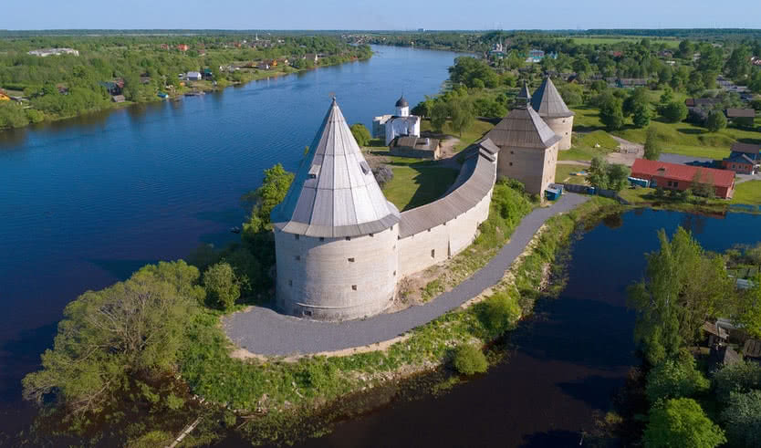 Староладожская крепость – речные круизы от 140900 рублей