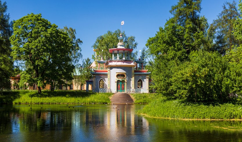 Прогулка по Александровскому парку в Царском селе – загородные экскурсии от 990 рублей