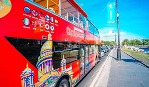 ТОП-5 лучших обзорных автобусных экскурсий по Санкт-Петербургу в 2026 году