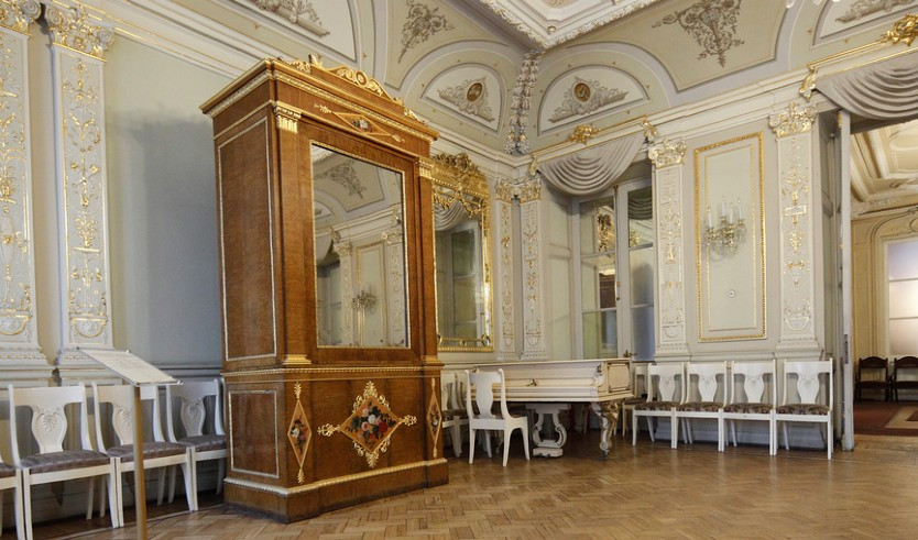 Белые ночи в Северной столице – туры в Санкт-Петербург от 13090 рублей  