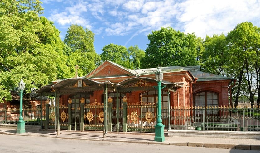 Домик Петра I – сборные экскурсии для школьников в Санкт-Петербурге