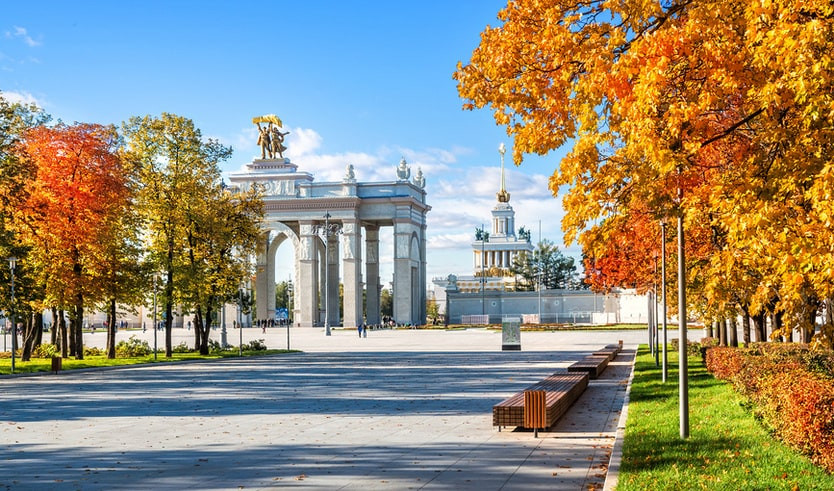 ВДНХ – сборные туры в Санкт-Петербург от 19250 рублей