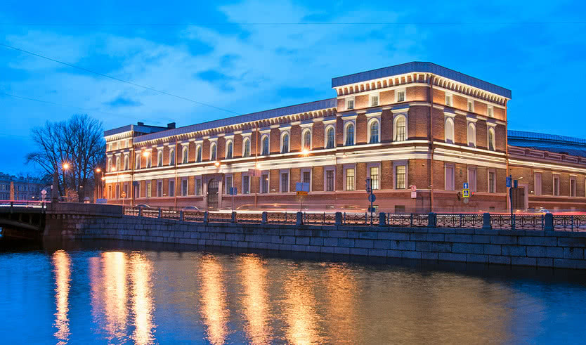 Петербург – город морской славы (с посещением Военно-морского музея) — Экскурсии для организованных групп от 1400 рублей