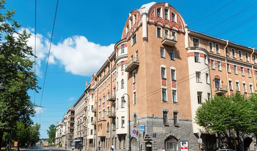 Старый знакомый Каменноостровский. С посещением музея веера — Музеи