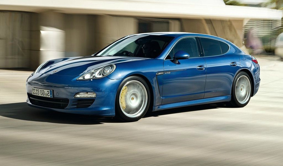 Аренда автомобиля Porsche Panamera