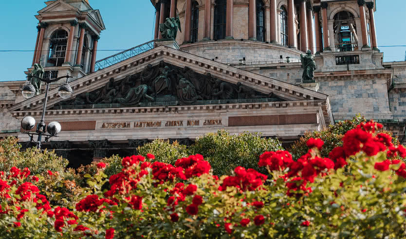 Обложка статьи Майские праздники в Санкт-Петербурге