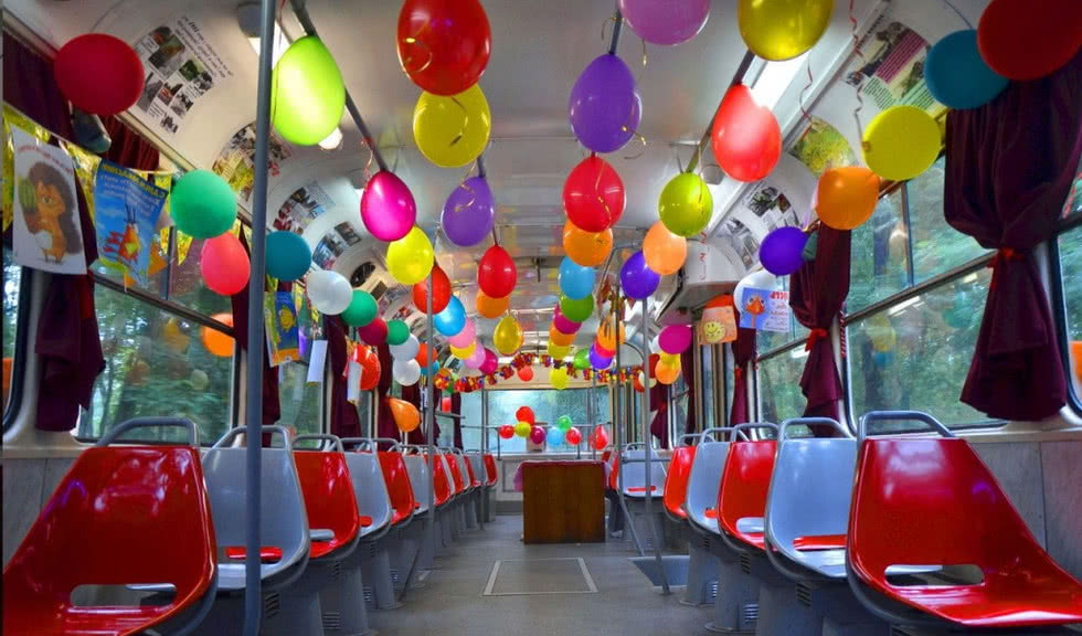 Выпускной праздник на ретро-трамвае