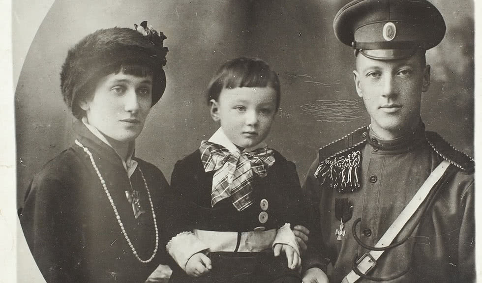 Анна Ахматова, Николай Гумилев и сын Лев Гумилев