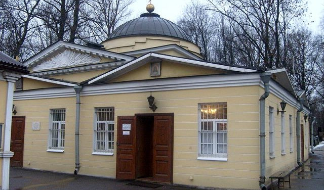 Церковь Св. Николая Чудотворца на Большеохтинском кладбище