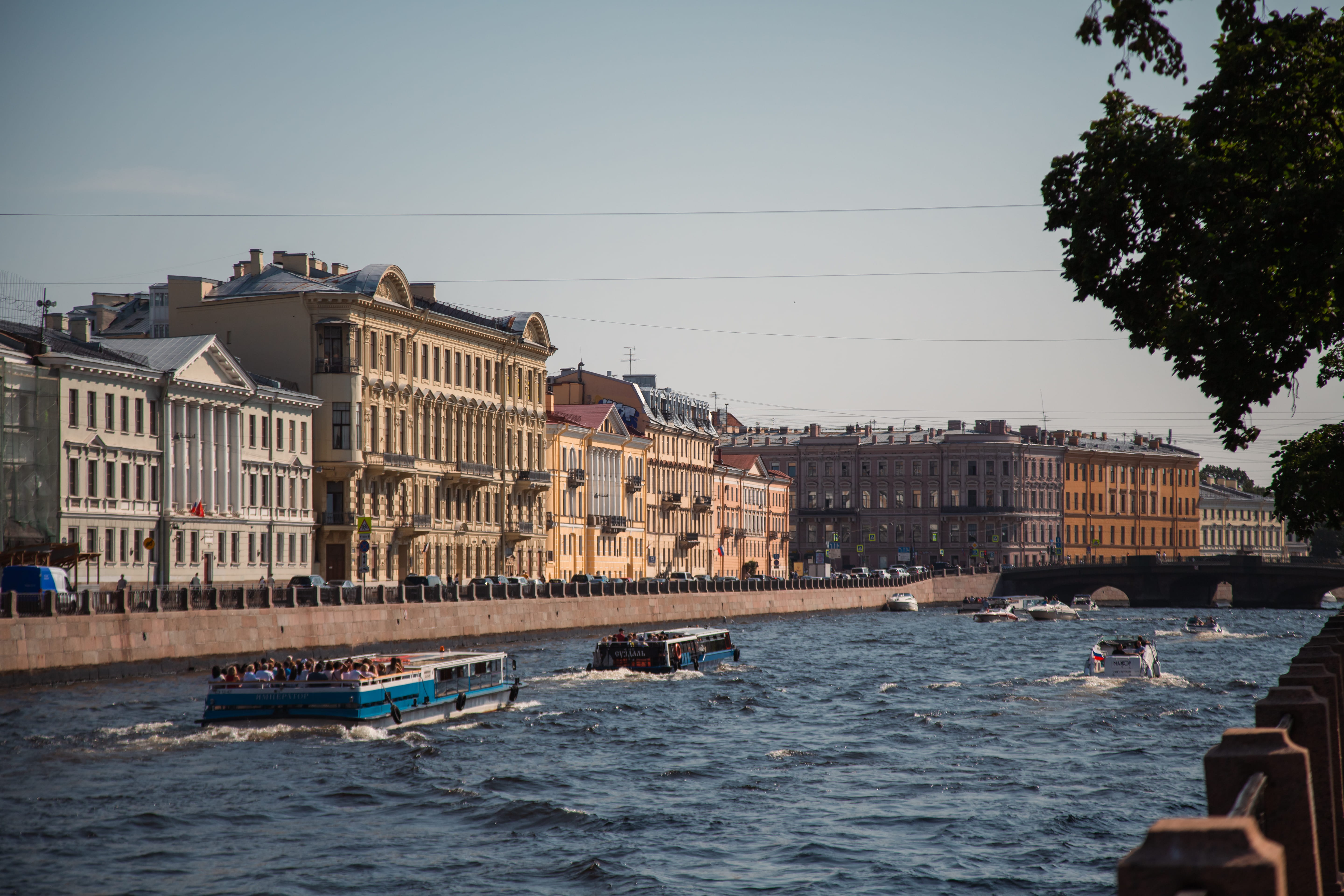 Экскурсии по рекам и каналам Санкт-Петербурга (СПб)