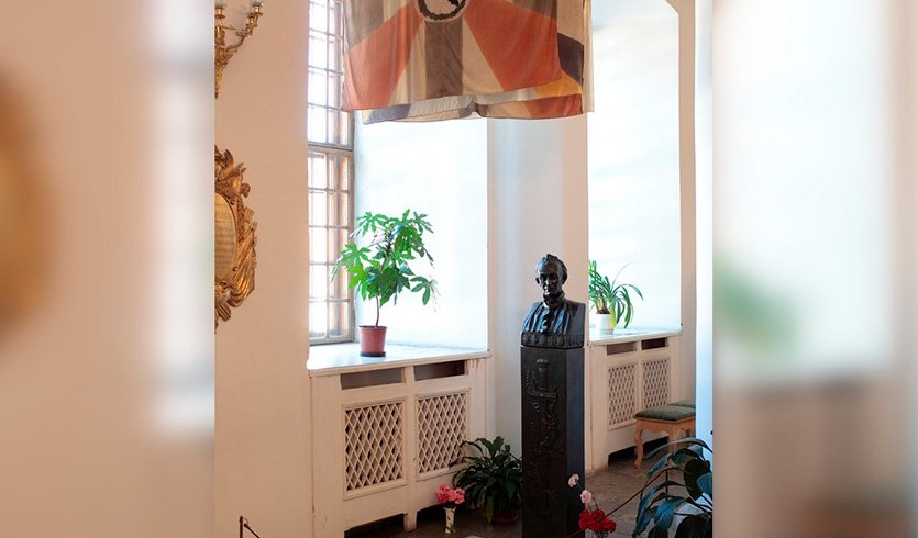 Бюст А. В. Суворова — экскурсии для школьников от 600 рублей