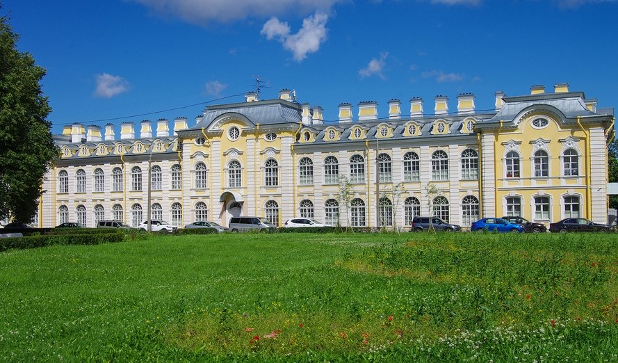 Архитектура Николая Бенуа в Петергофе – загородные экскурсии
