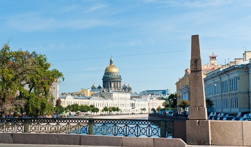 «Гнездо Бенуа» – от Никольского собора до Поцелуева моста – фото №3 – Фотобанк Лори/  E. O. «Гнездо Бенуа» – от Никольского собора до Поцелуева моста – Пешеходные экскурсии от 700 рублей