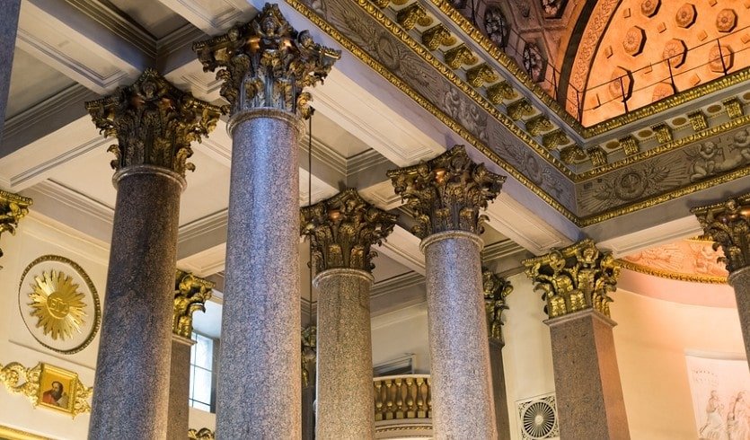 Казанский собор: православный символ Петербурга. Экскурсия + мини-квест в Казанском соборе – Экскурсии для школьников в Санкт-Петербурге под заказ от 640 рублей Фотобанк «Лори»