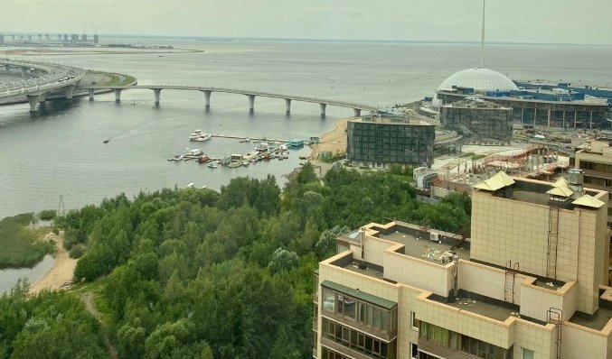 Вид из ресторана – дворцы и особняки от 2400 рублей