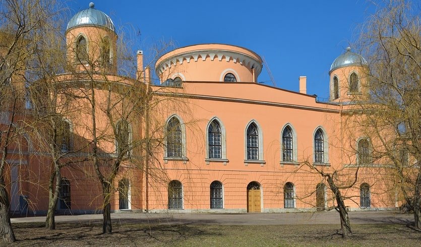 Чесменский дворец – автобусные экскурсии от 2800 рублей