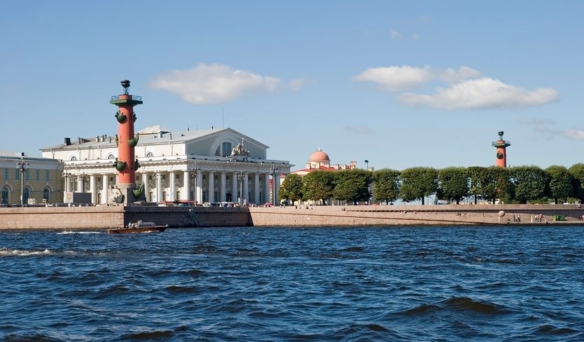 Стрелка Васильевского острова (для групп) – пешеходные экскурсии для заказных групп от 290 рублей