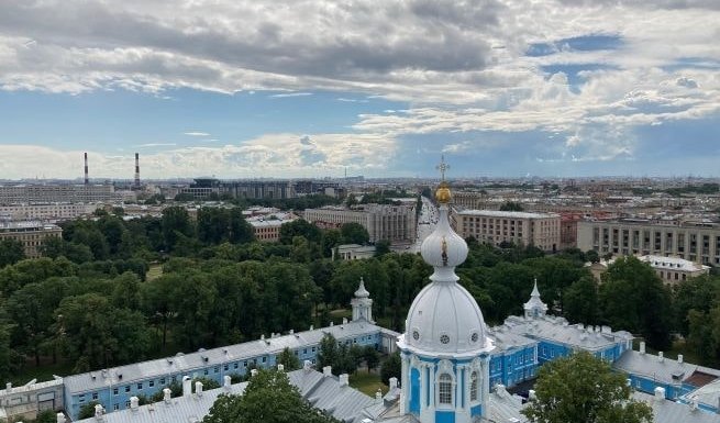 Архитектура Смольного собора – фото №1 – интерьерные экскурсии для заказных групп от 355 рублей