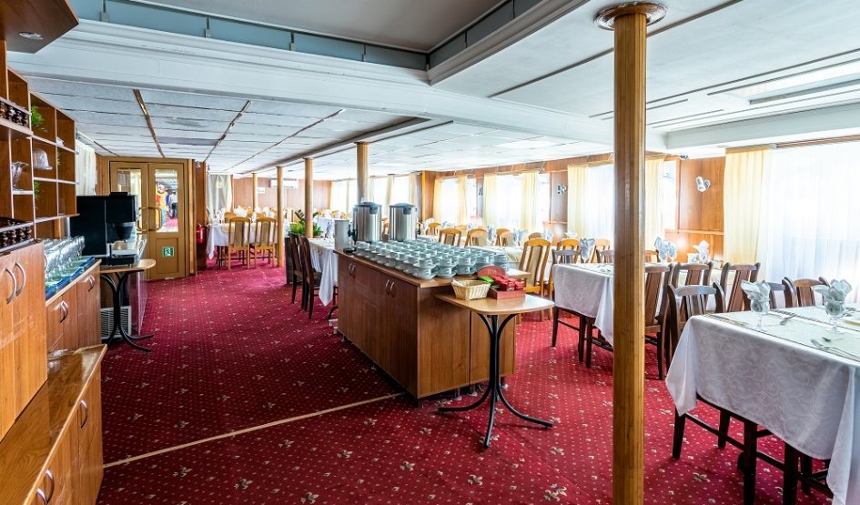 Ресторан «Летний сад» Ресторан «Летний сад»