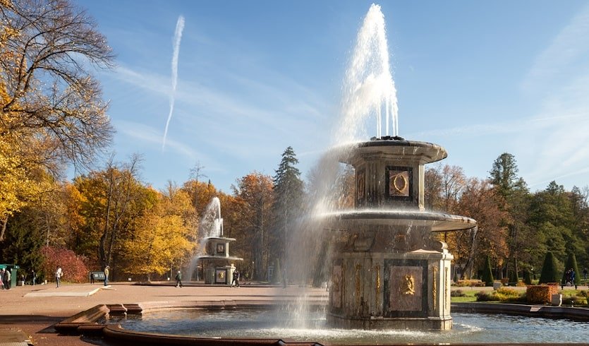 VIP-экскурсия в Петергоф на катере – Индивидуальные (VIP) экскурсии и туры в Санкт-Петербурге от 42700 руб.