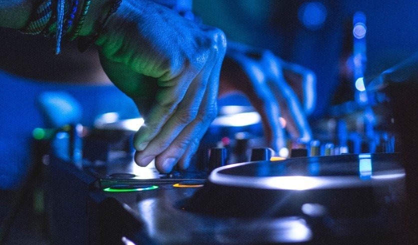 Зимняя сказка: активный новогодний корпоратив – новогодние корпоративы от 7800 рублей