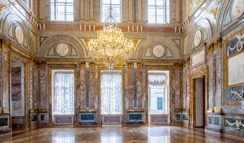 Интерьер Мраморного дворца - Сборные экскурсии для школьников в Санкт-Петербурге Интерьер Мраморного дворца - Сборные экскурсии для школьников в Санкт-Петербурге