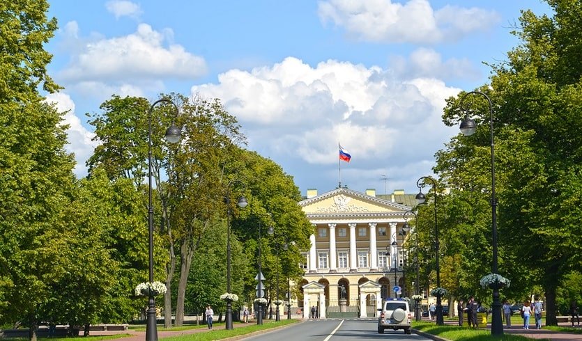 Смольный – очаг воспитания и милосердия