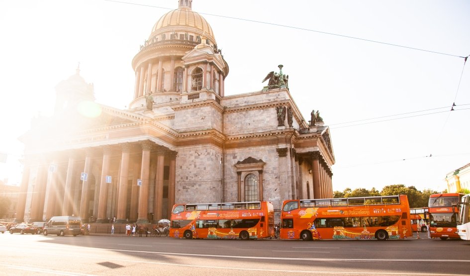 City Sightseeing: экскурсия по Петербургу на двухэтажном автобусе — автобусная экскурсия от 1500 руб.