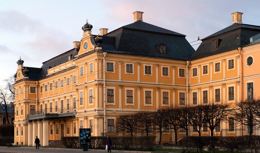 Пётр Первый во всём (для заказных групп) – автобусные экскурсии для организованных групп от 1980 рублей