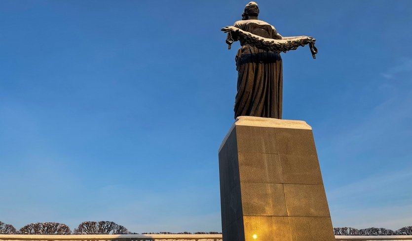 Пискарёвское мемориальное кладбище – экскурсии и программы для детей от 2700 рублей 