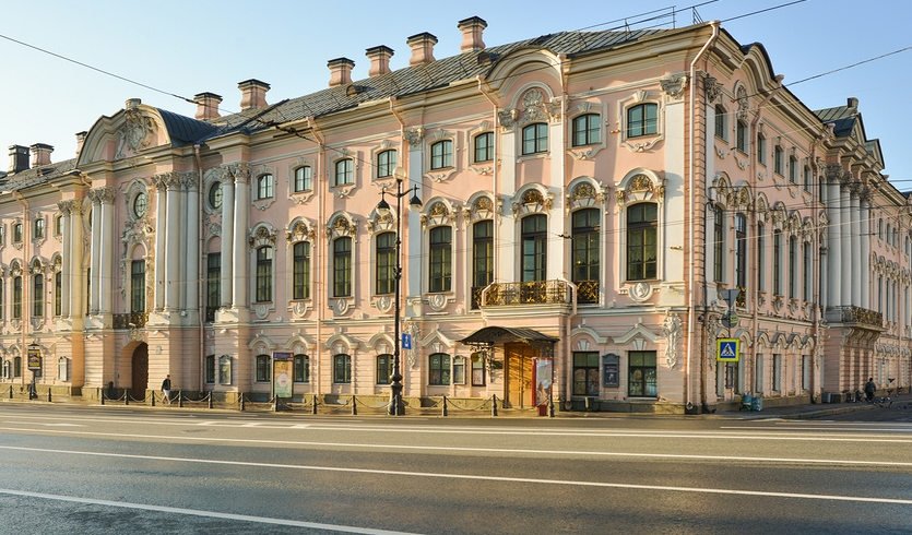 Тайны семьи Строгановых (с посещением Строгановского дворца) — автобусная экскурсия