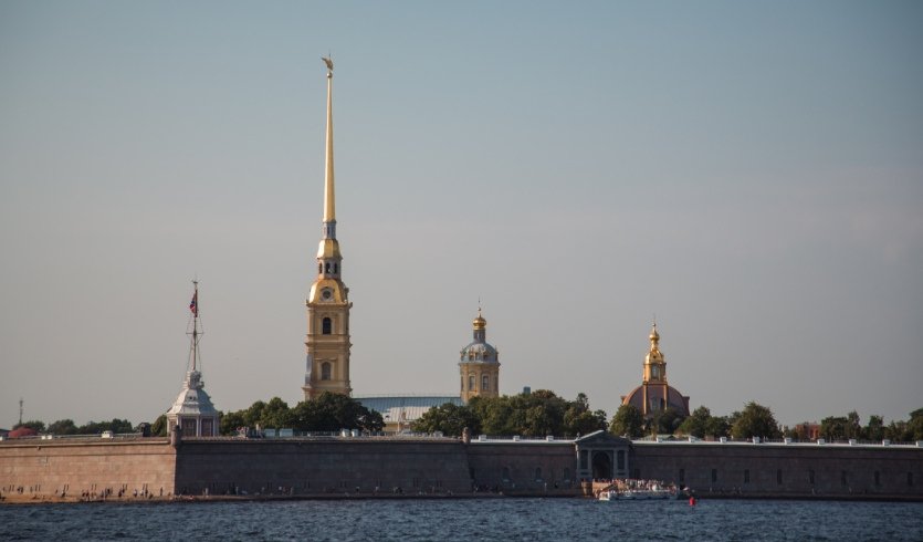Петропавловская крепость – водные экскурсии по рекам и каналам Петропавловская крепость – водные экскурсии по рекам и каналам