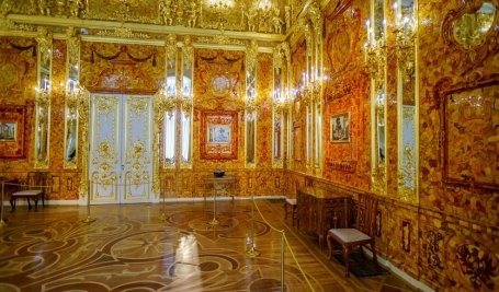 Интерьер Янтарной комнаты – сборные туры в Санкт-Петербург от 16320 рублей