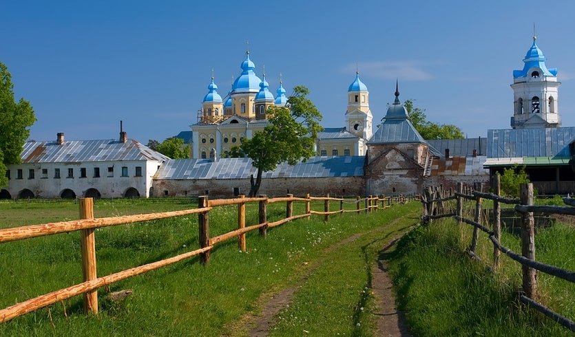 Остров Коневец – автобусные загородные от 4900 рублей