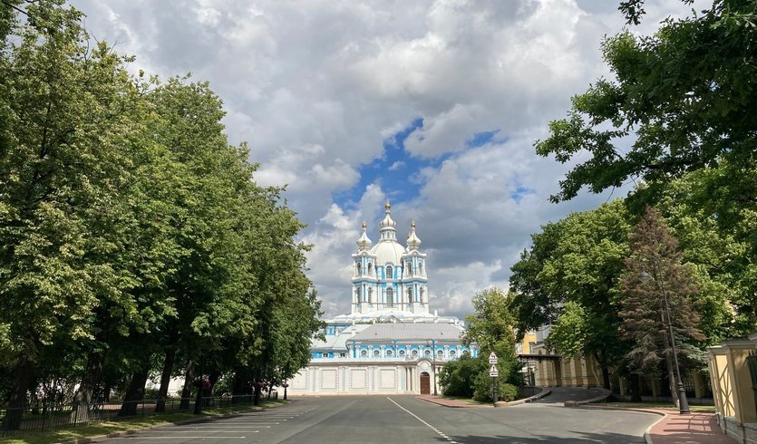 Окрестности Смольного монастыря (для школьников) — Экскурсии и программы для детей от 240 рублей