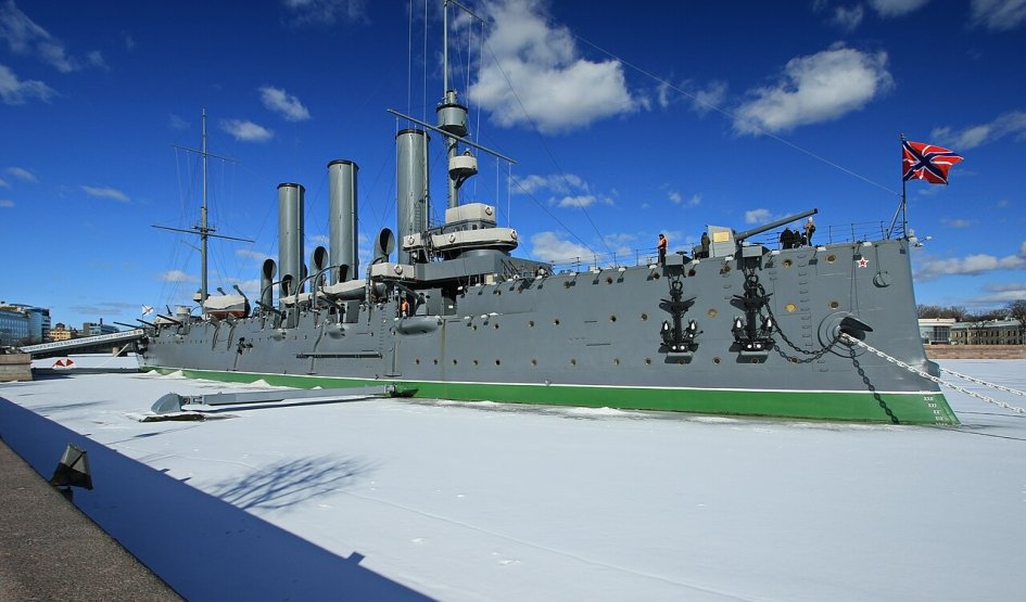 Крейсер «Аврора» – сборные туры в Санкт-Петербург от 10100 рублей