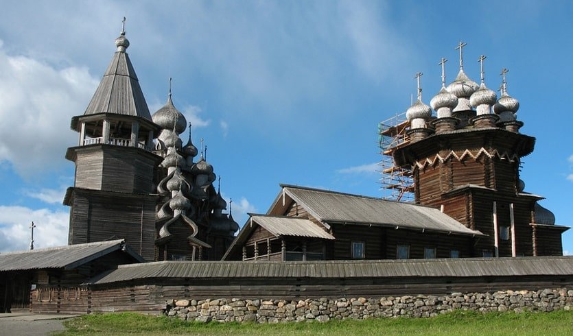 Музей-заповедник «Кижи» – туры в Карелию от 27950 рублей Музей-заповедник «Кижи» – туры в Карелию от 27950 рублей