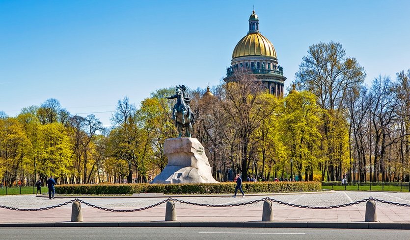 Медный всадник и Исаакиевский собор — Сборные экскурсии для школьников в Санкт-Петербурге  Медный всадник и Исаакиевский собор — Сборные экскурсии для школьников в Санкт-Петербурге