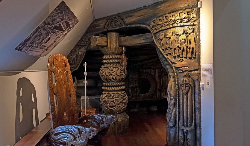 Арт-объект «Терем Кикиморы» - Сборные экскурсии для школьников в Санкт-Петербурге