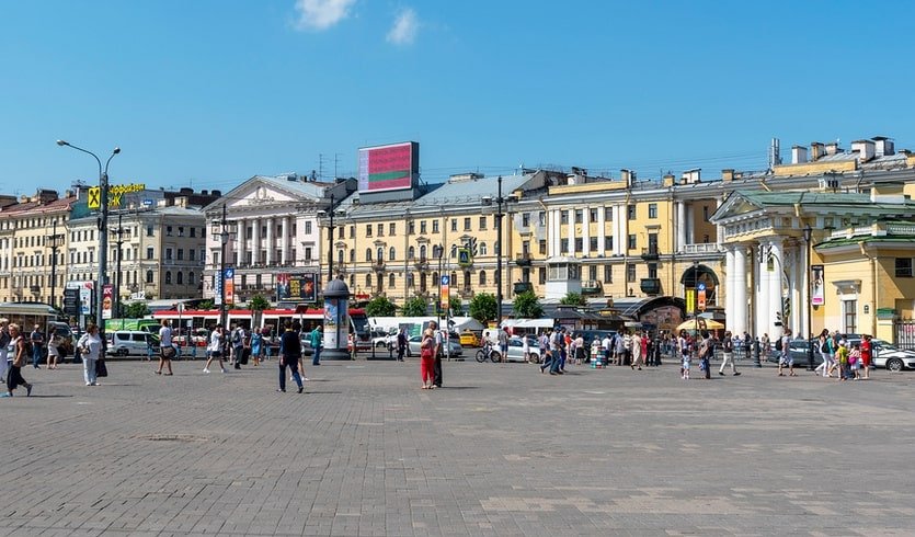Сенная площадь. Здание Гауптвахты Сенного рынка – лекции в Санкт-Петербурге от 3650 рублей