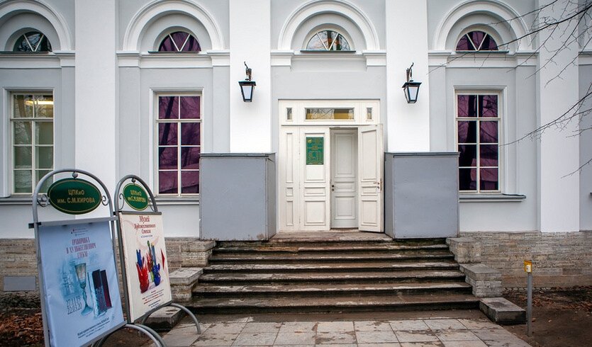 Лёд, рождённый в огне (Музей художественного стекла + стеклодувная мастерская) — Музеи