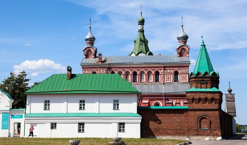 Никольский мужской монастырь –  автобусные загородные от 2000 рублей Никольский мужской монастырь –  автобусные загородные от 2000 рублей