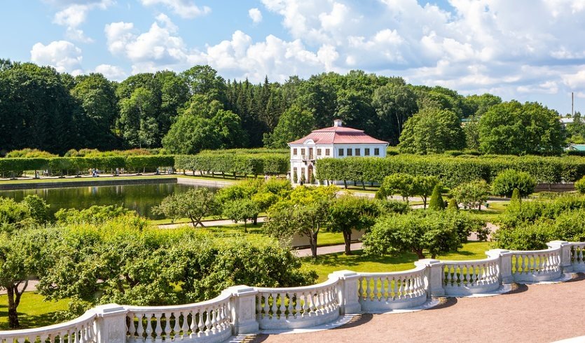 Peterhof (English) – загородные экскурсии