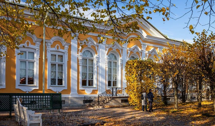 Екатерина молодая. Путь к престолу — автобусная экскурсия