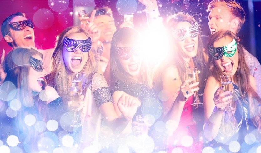 Новогодний карнавал – новогодние корпоративы от 6700 рублей